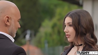 Sensual Dancer Lisa'S Fiery Tango Leads To Intense Anal Pleasure